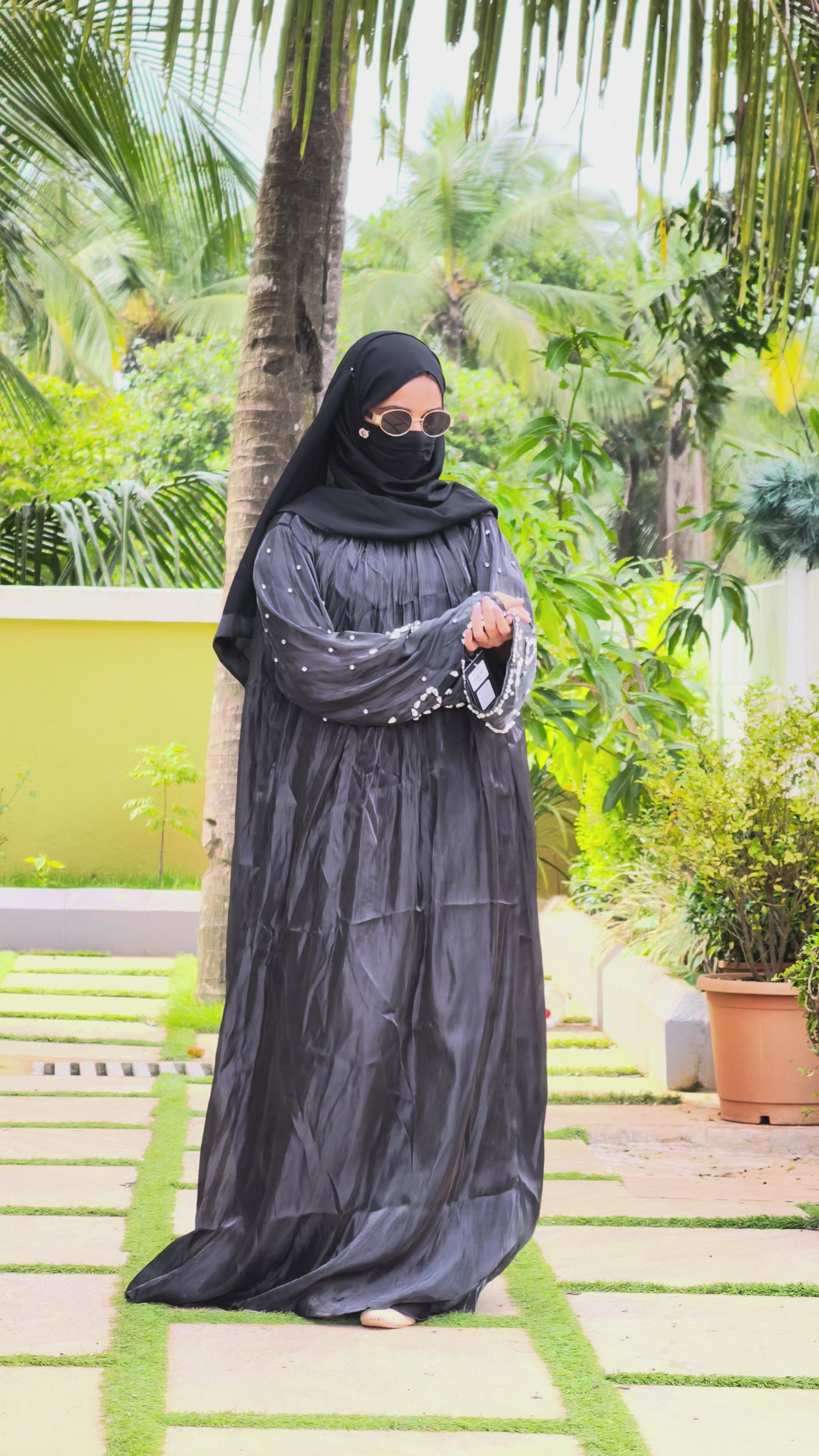 Black Organza Designer Wear Stone Work Embroidery Abaya