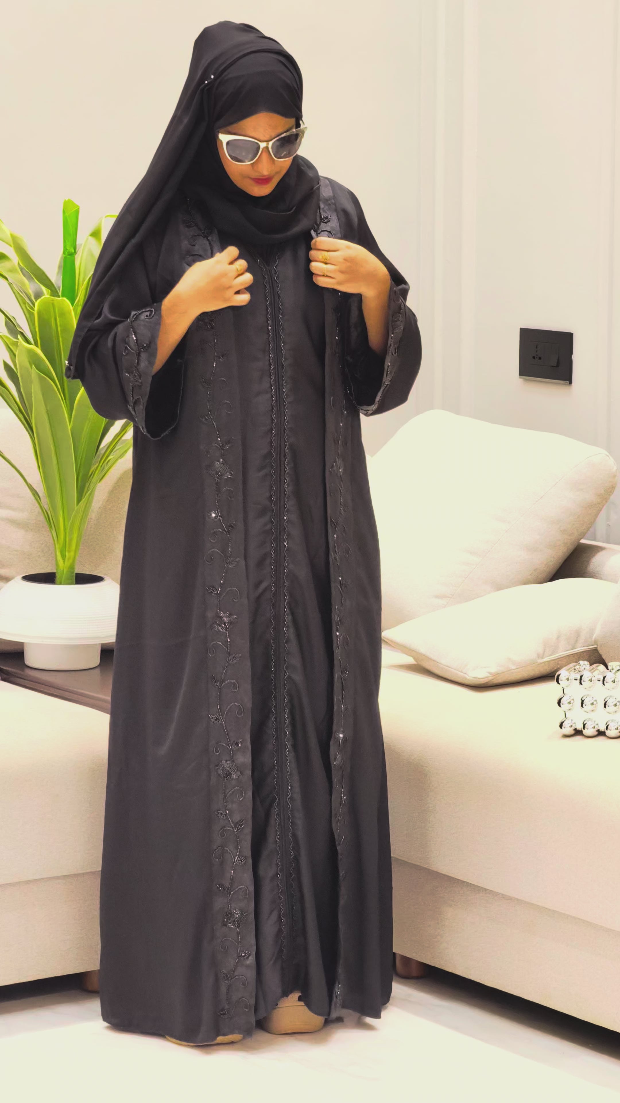 Black Designer Wear Stone Work Embroidery Abaya
