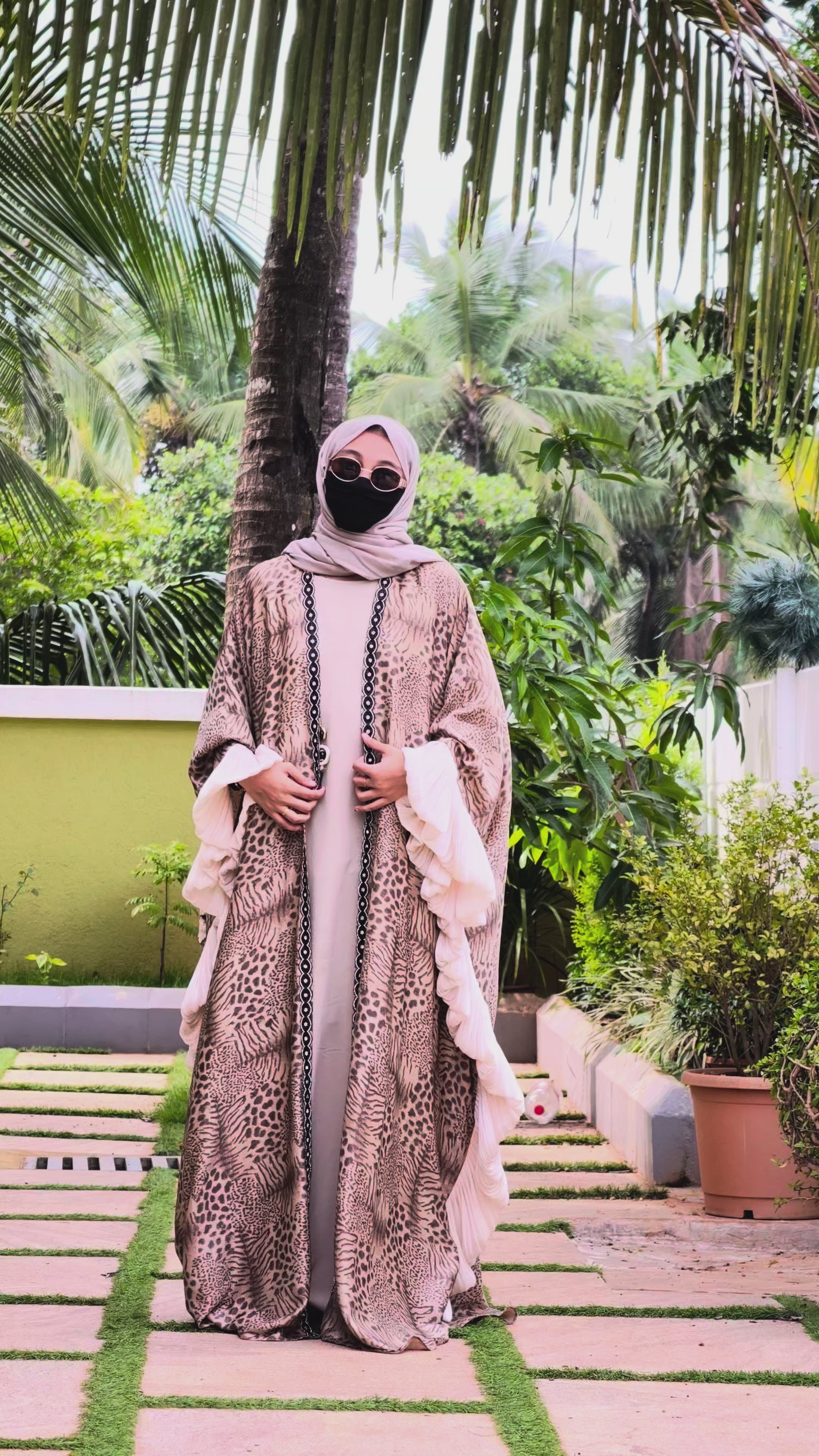 Cheetah Print Designer Abaya – Gold Fish Inspired Luxury