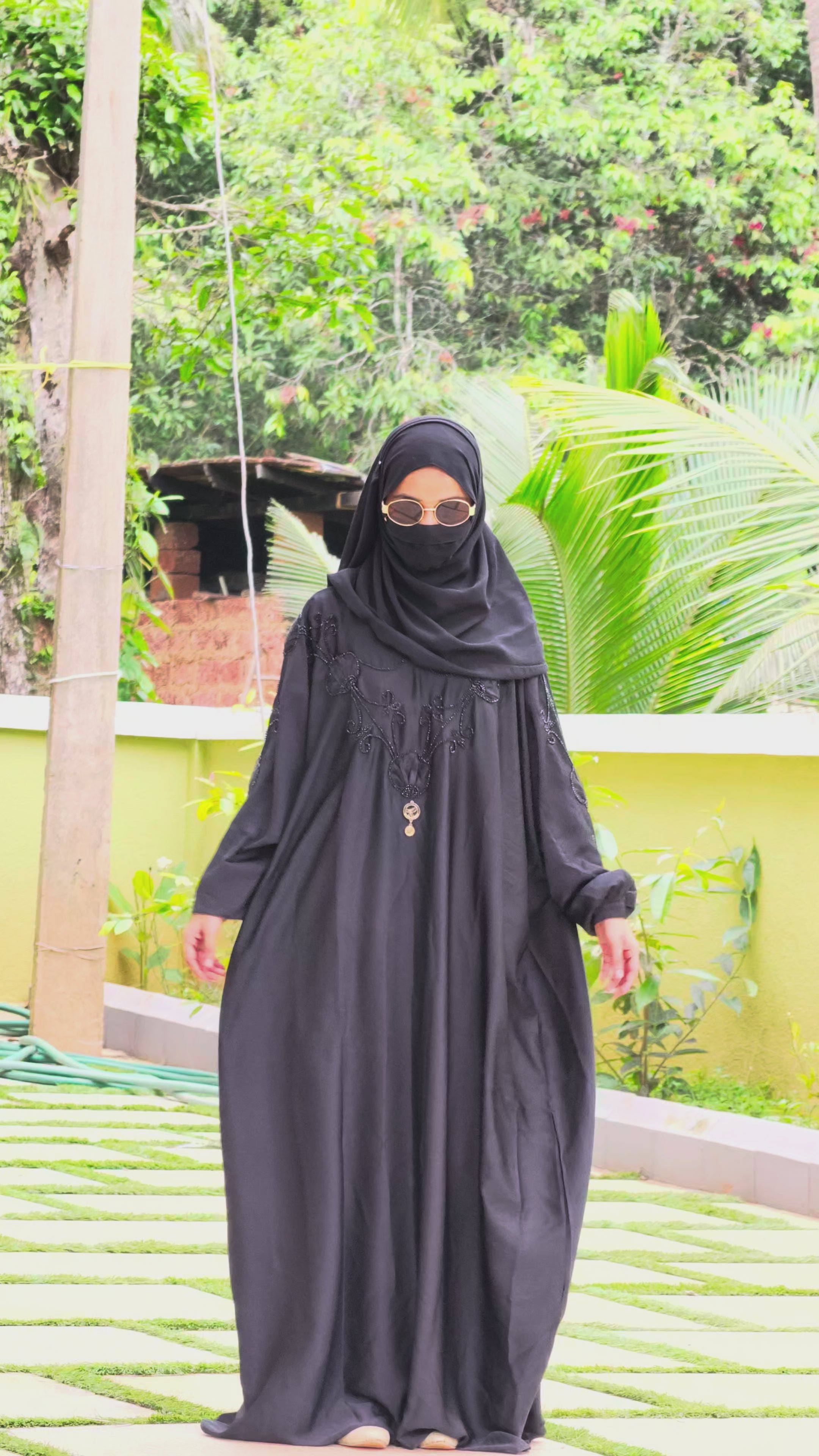 Premium Elegant Stone Work Abaya