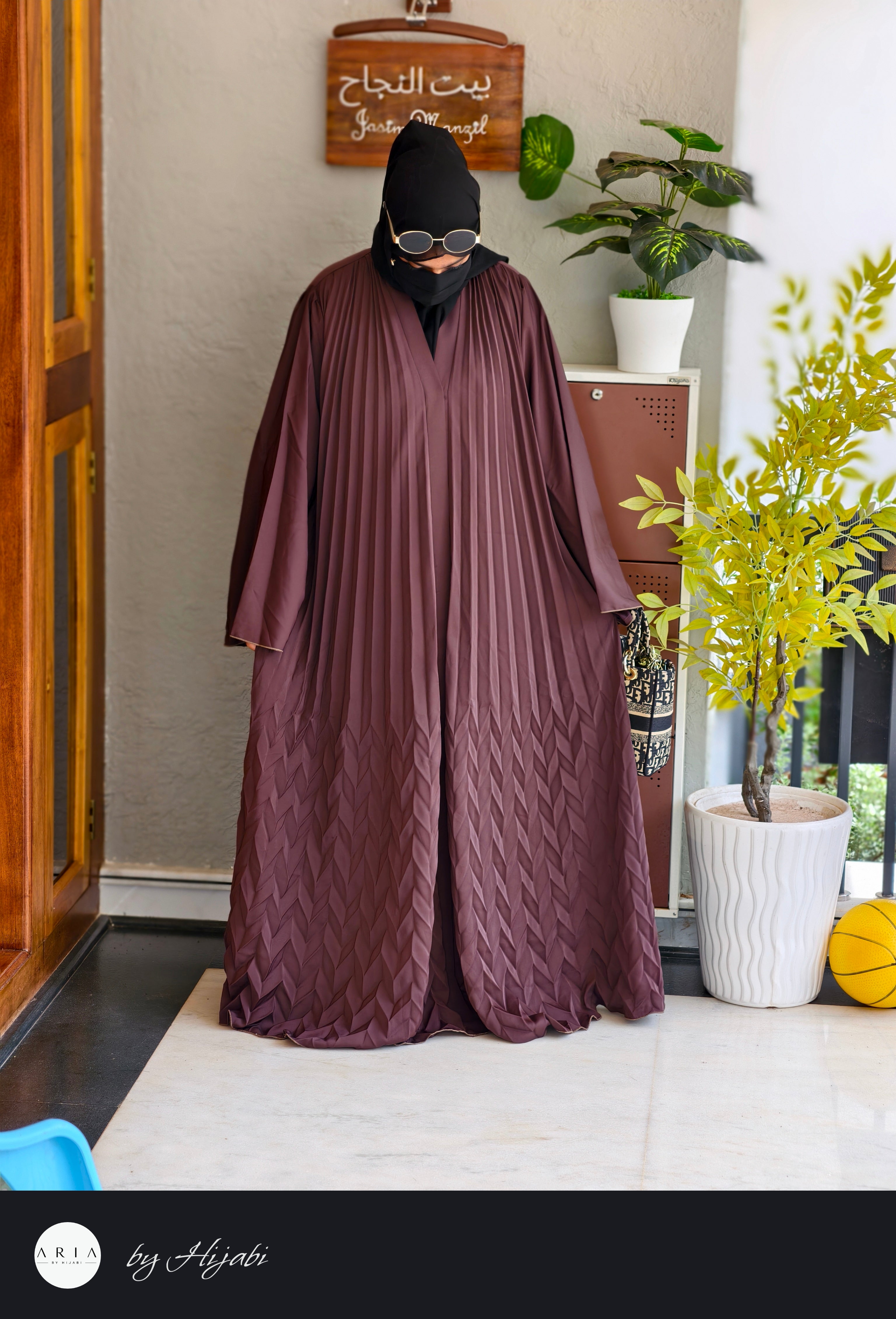 Elegant BROWN 🟤 Frilled Designer Wear Abaya
