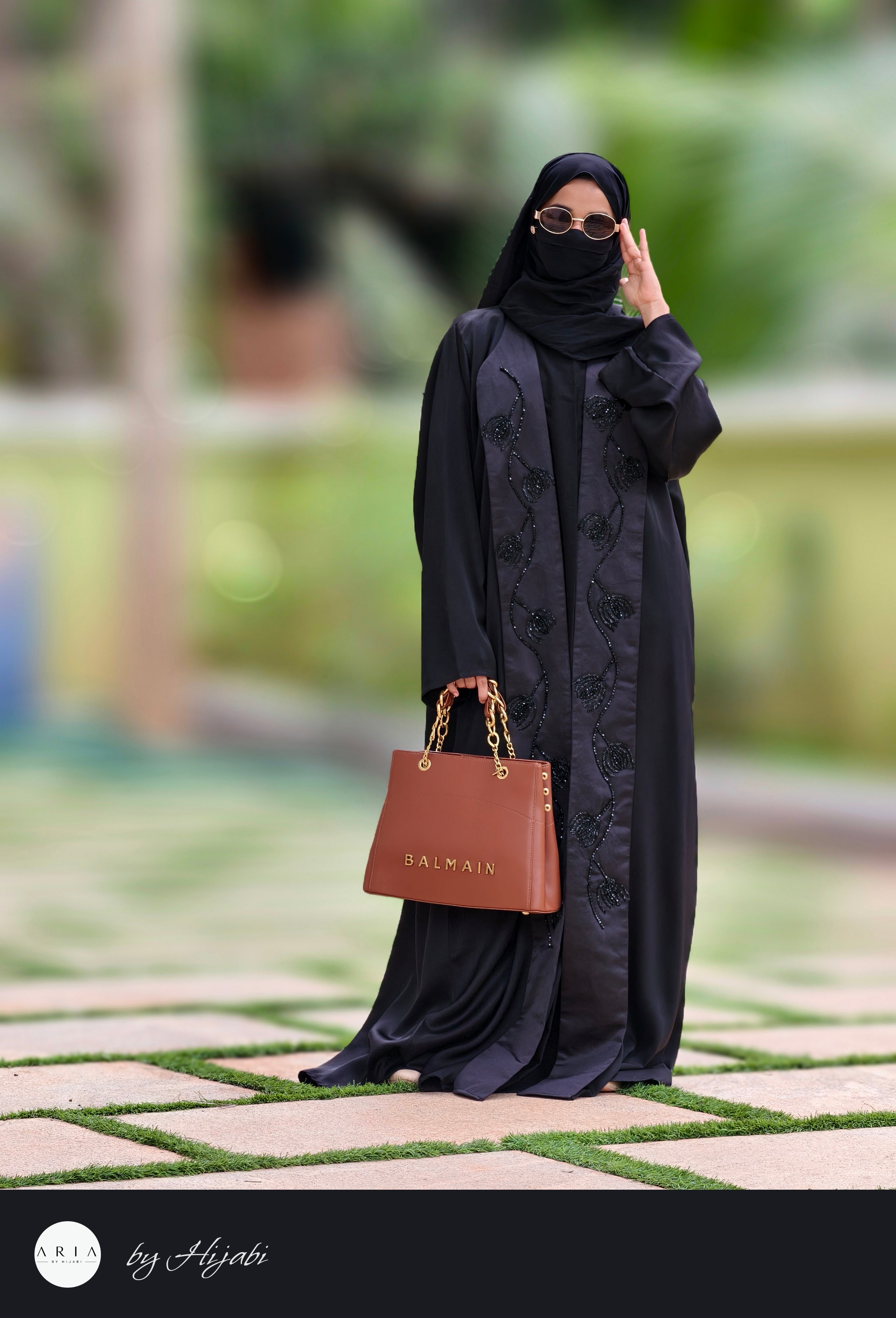 Shawl Collar Stone Work Premium Abaya