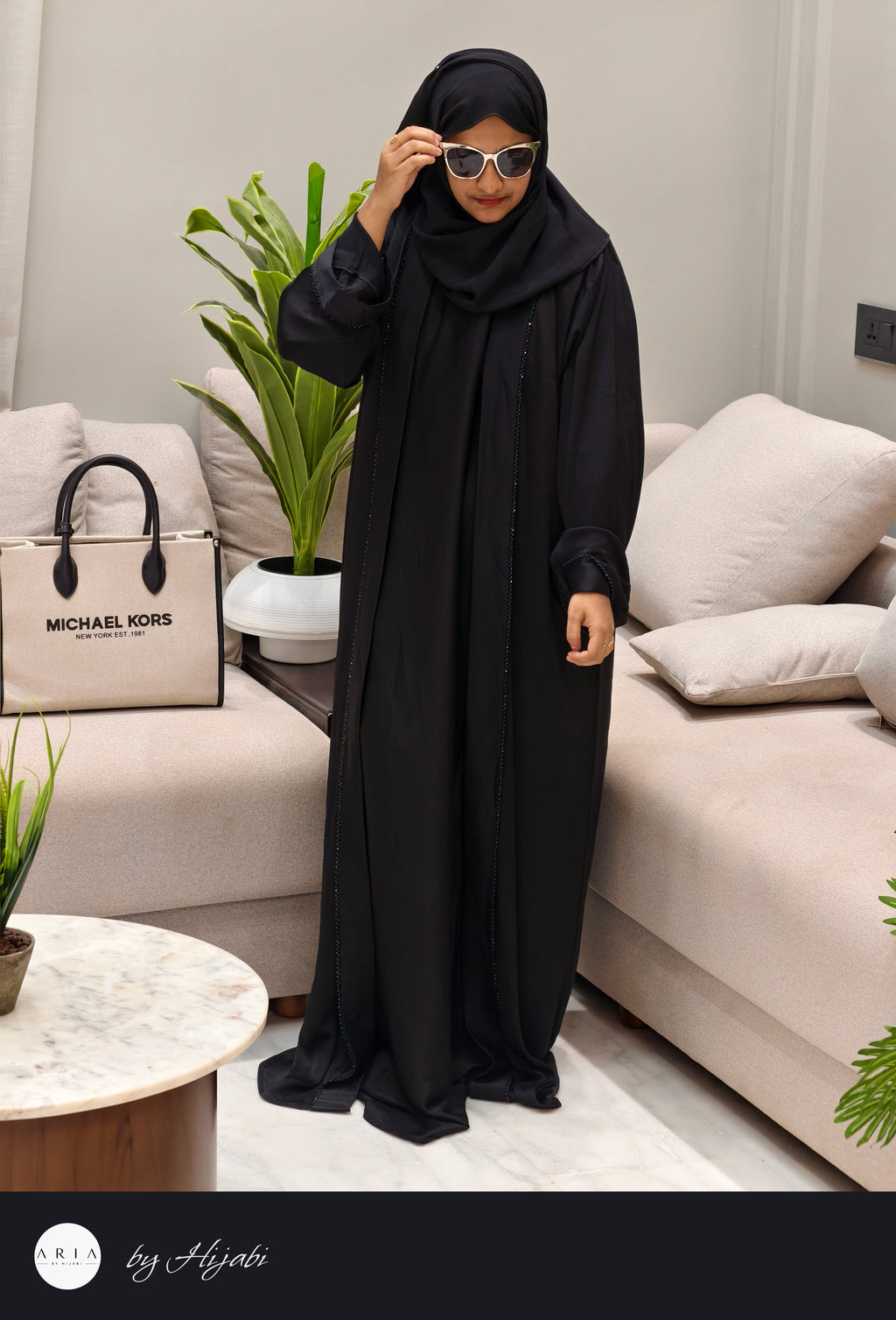 Simple & Elegant Stone Work Abaya