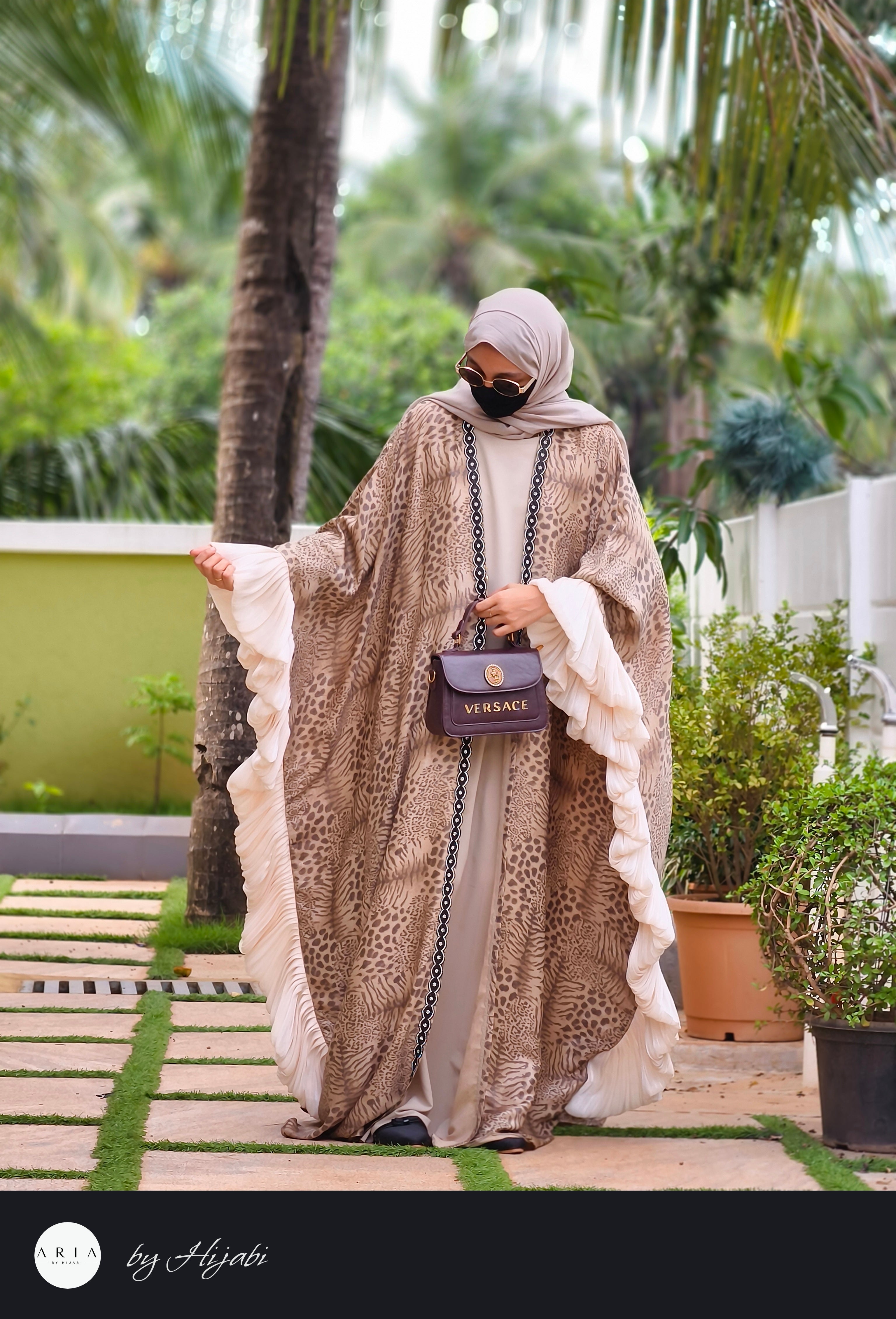 Cheetah Print Designer Abaya – Gold Fish Inspired Luxury