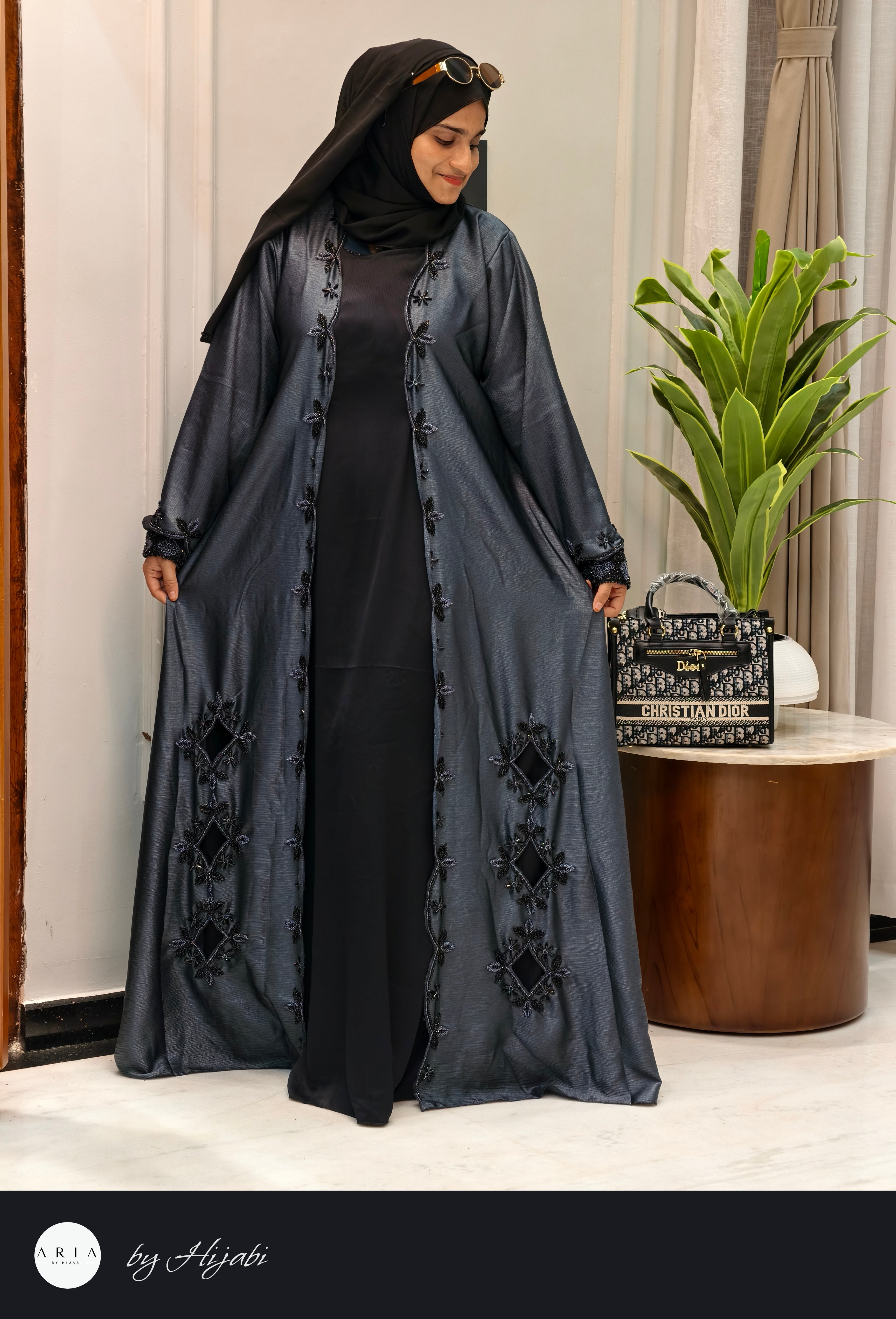 Designer Pattern Abaya – Luxury in Every Detail