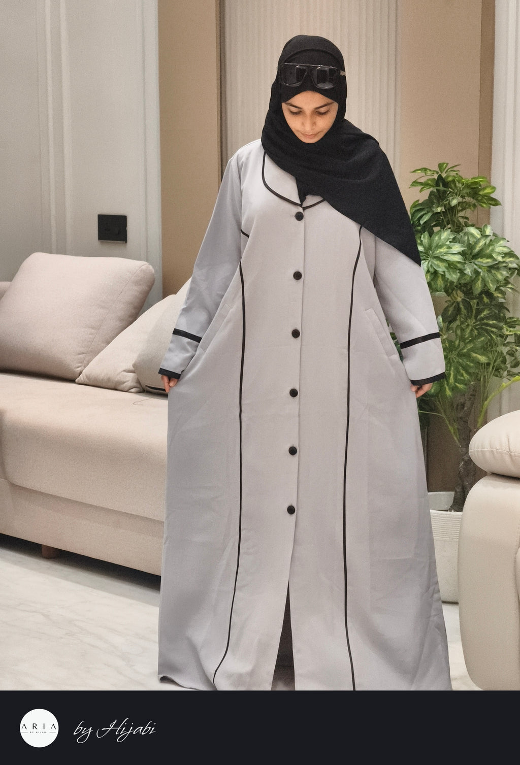 Lapel Abaya – Elegant Everyday Modesty for College Girls