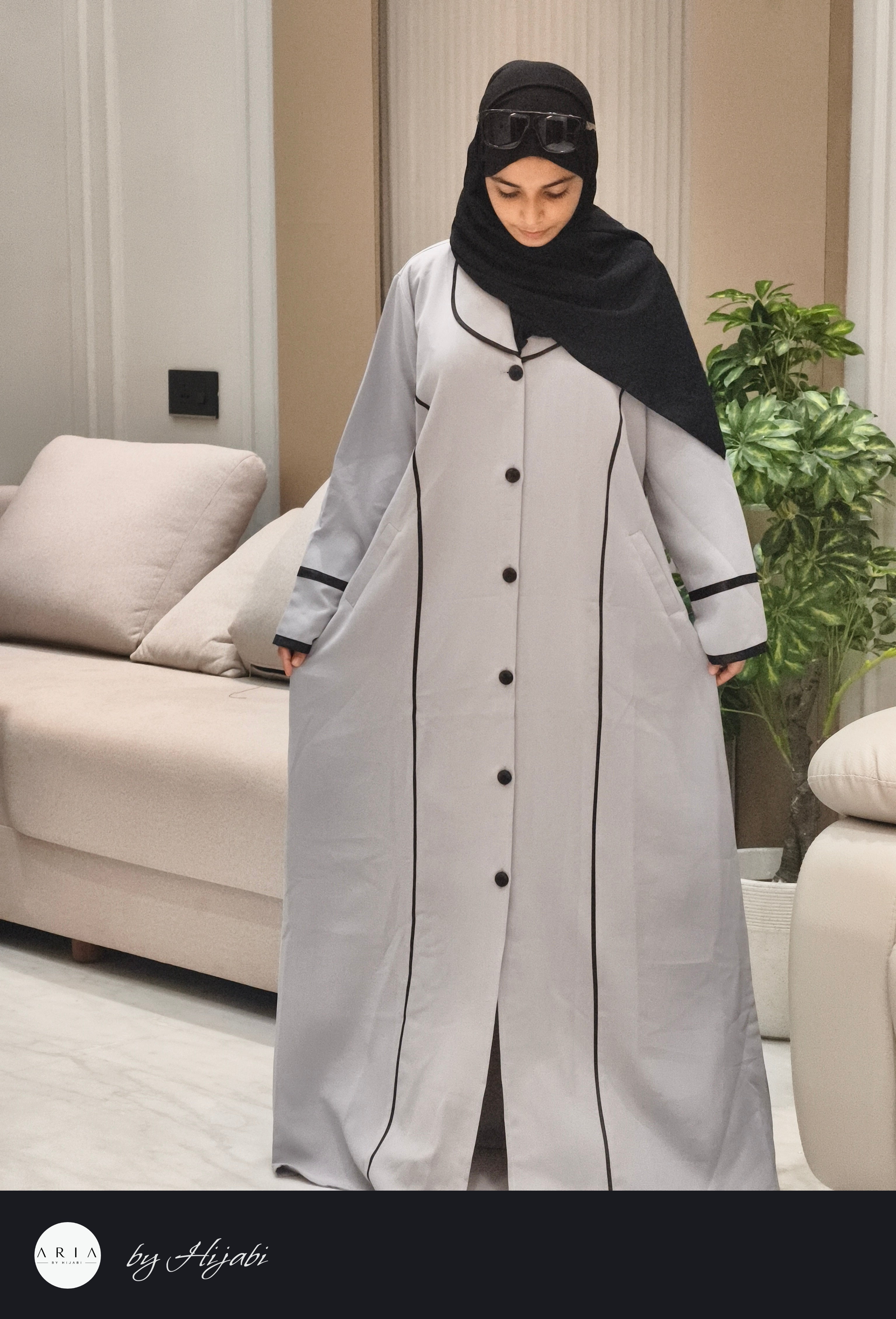 Lapel Abaya – Elegant Everyday Modesty for College Girls