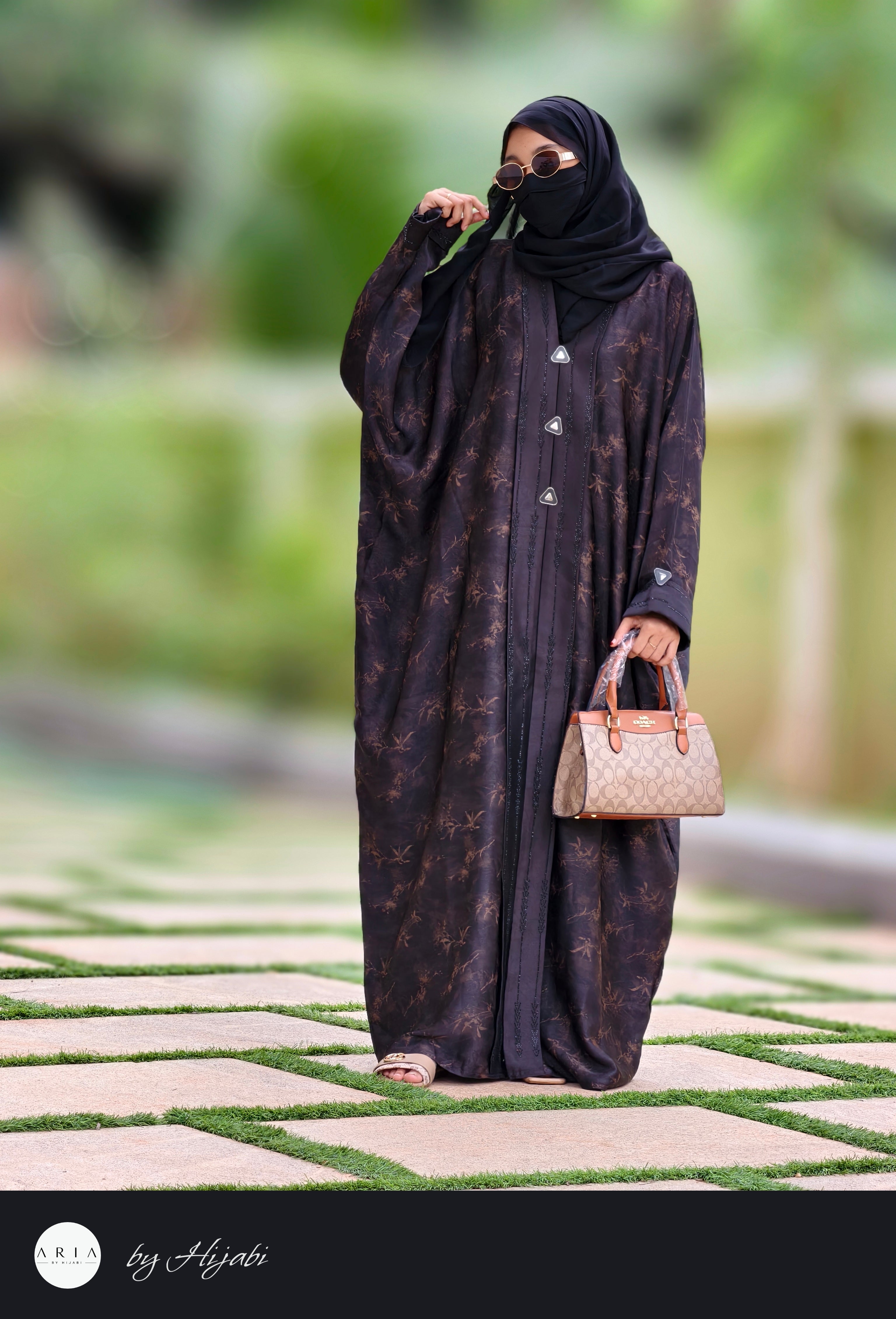 Elegant Self Printed Abaya – Understated Luxury with Timeless Grace