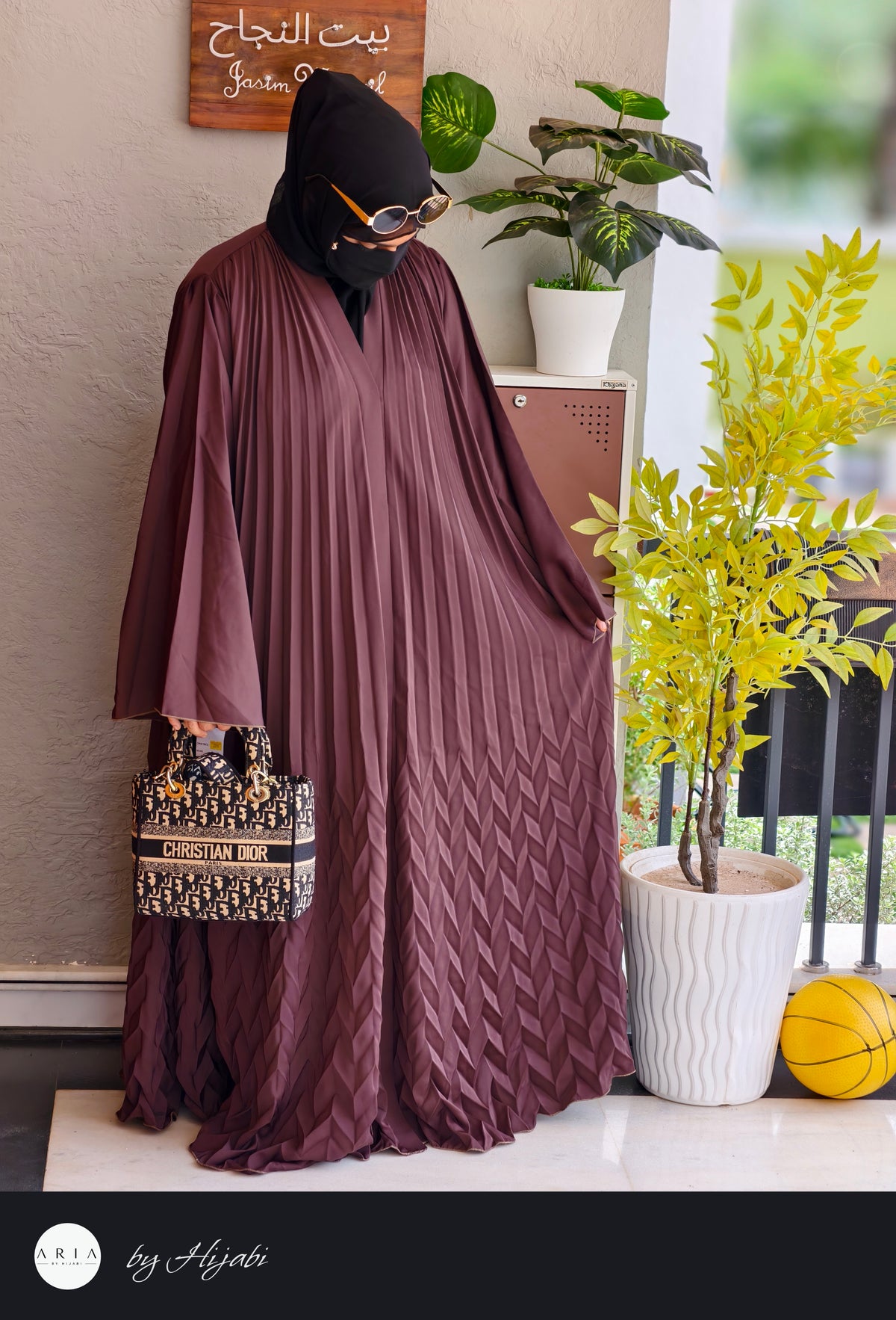 Elegant BROWN 🟤 Frilled Designer Wear Abaya