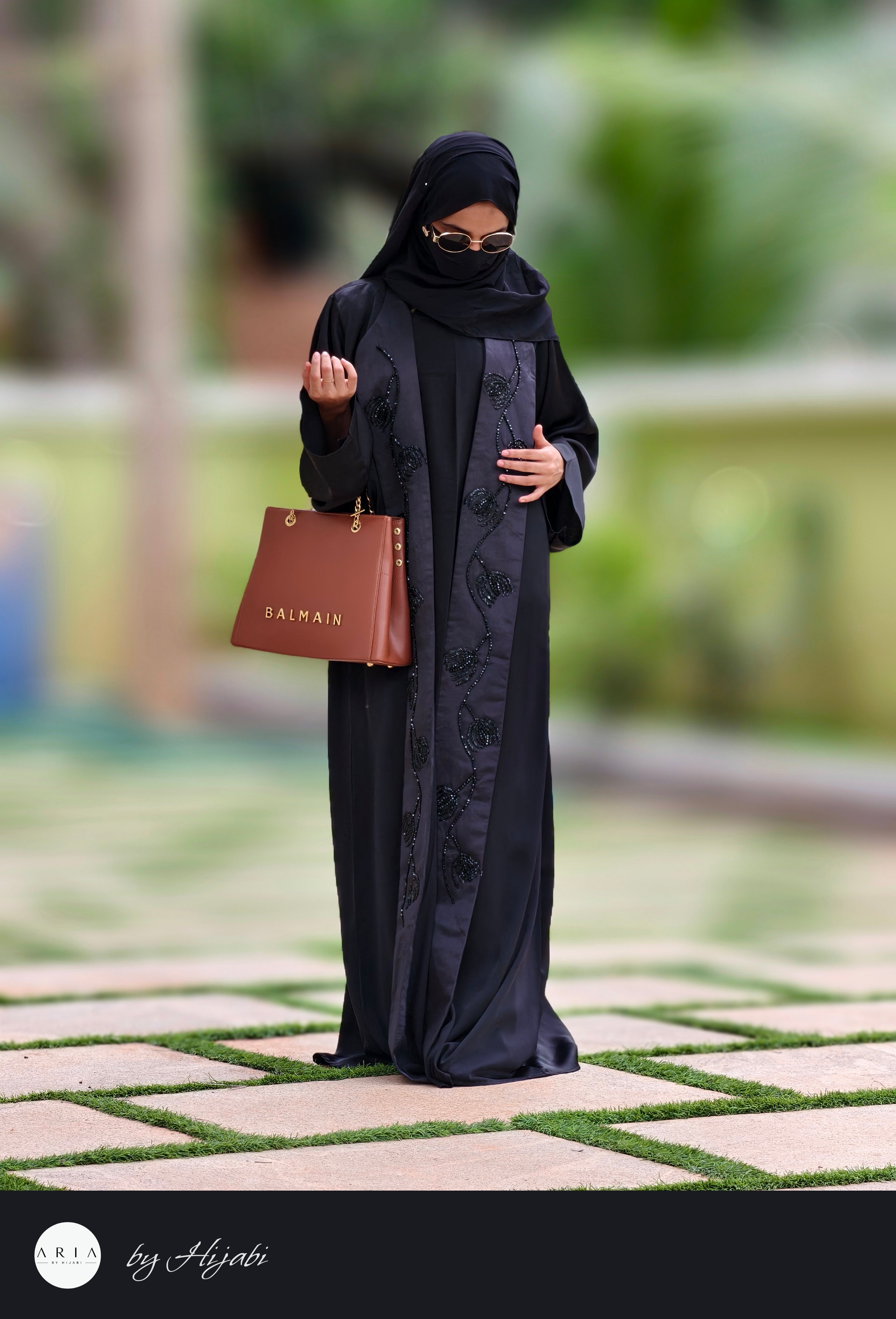 Shawl Collar Stone Work Premium Abaya