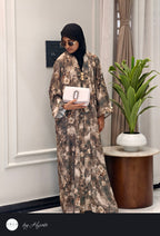 Modern Floral Printed Abaya – Luxury in Every Detail