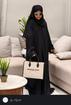 Simple & Elegant Stone Work Abaya