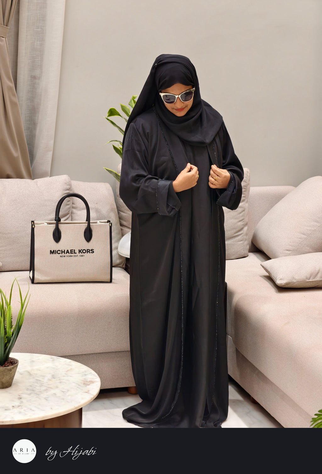 Simple & Elegant Stone Work Abaya