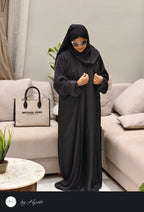 Simple & Elegant Stone Work Abaya