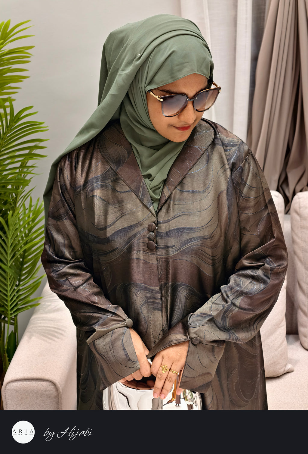 Self Printed Designer Abaya – Simple, Soft & Luxuriously Elegant