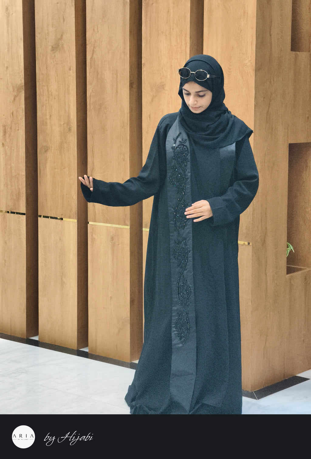 Luxury One Side Lapel Stone Work Abaya